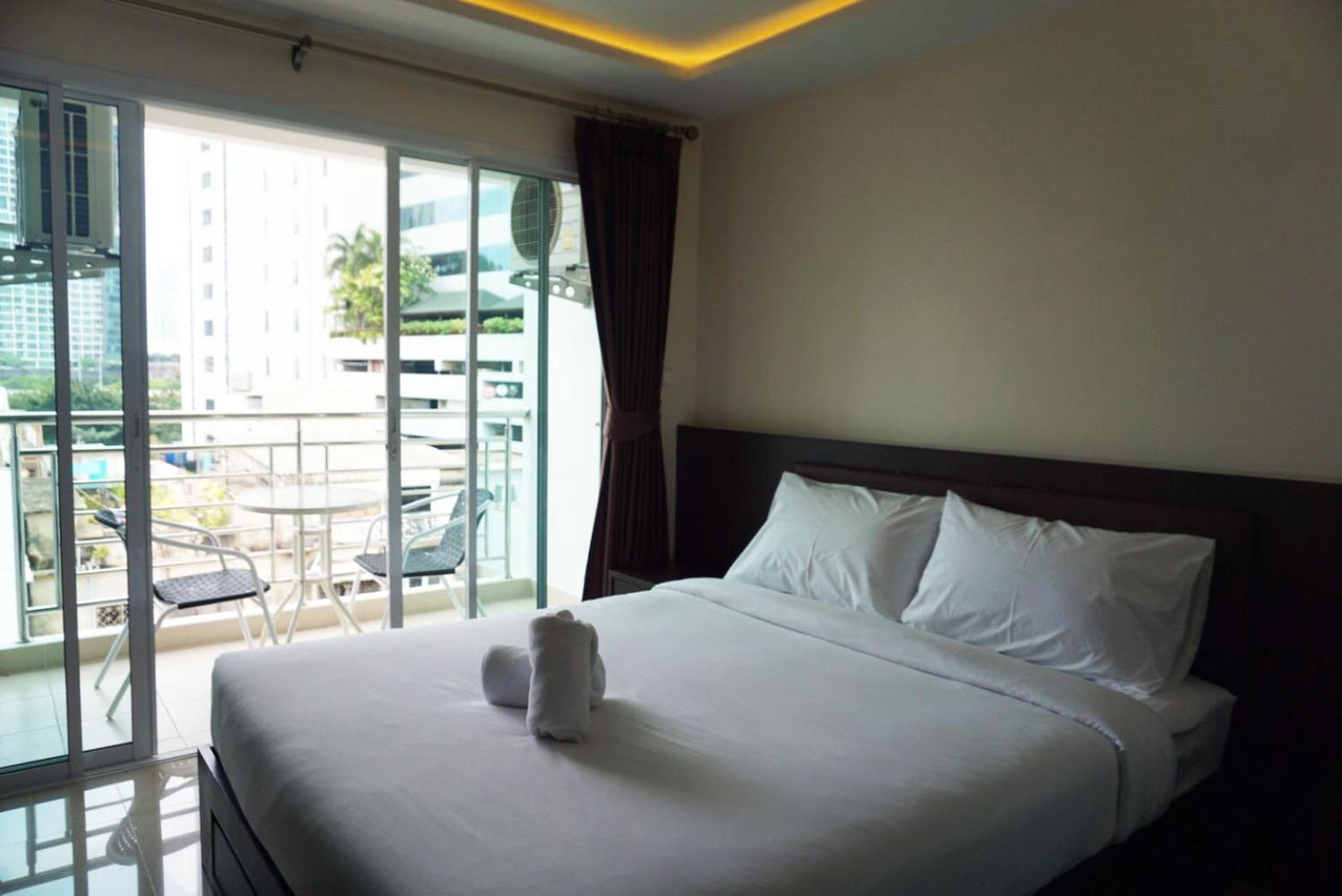 The Cosy River Aparthotel Bangkok Exteriör bild